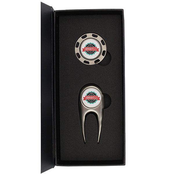 Scotsmans Metal Poker Chip with Divot Repair Tool